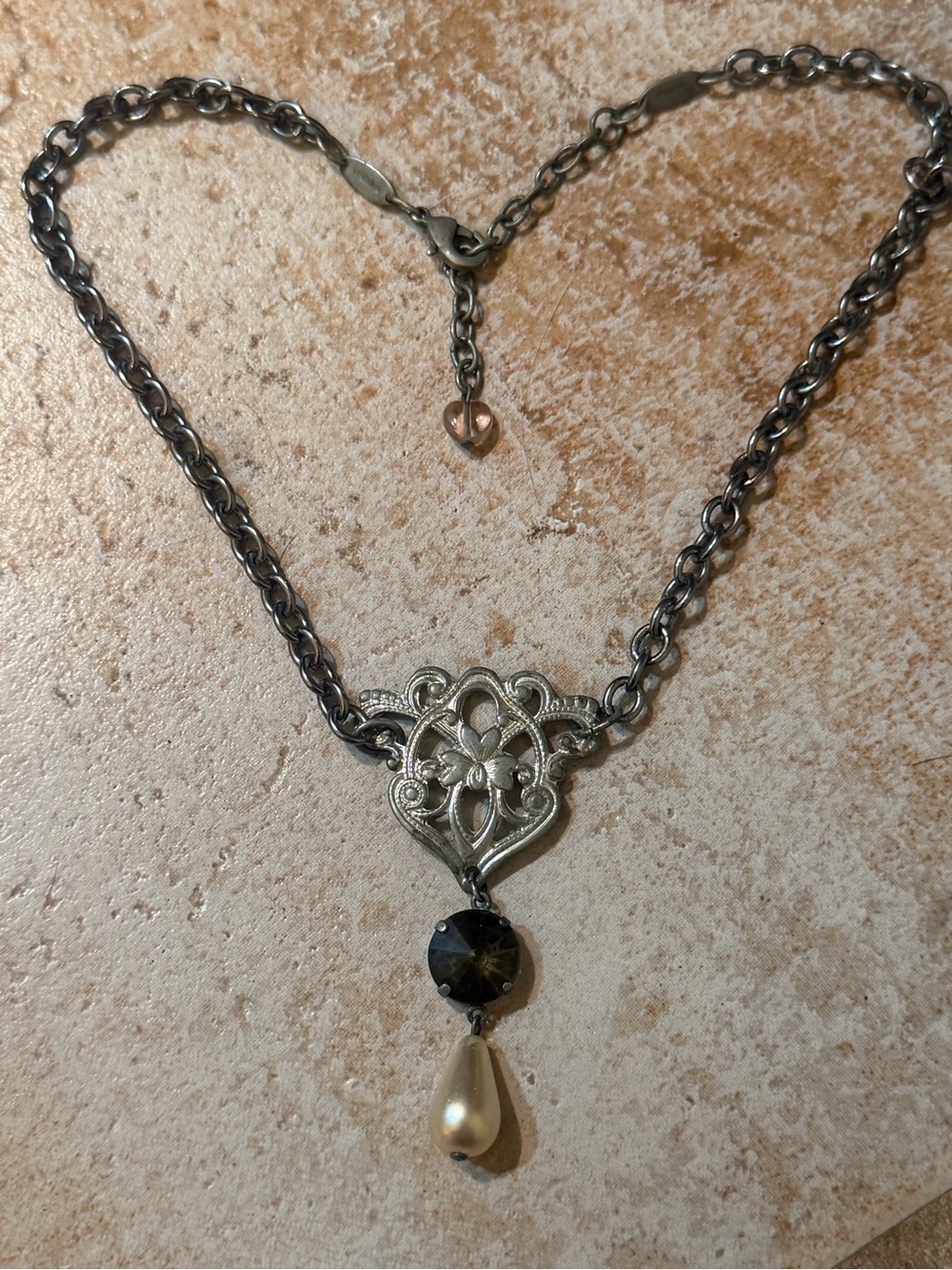 Sabika Silver-Tone Filigree Necklace with Black Crystal & Cream Pearl